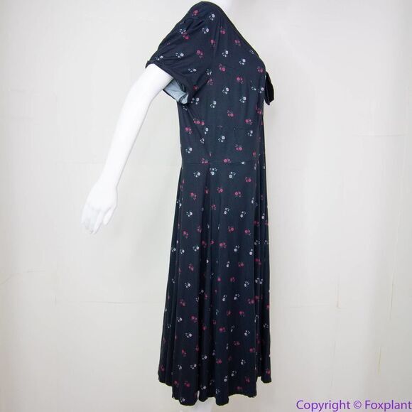 Unique Vintage ‎ Gwynnie Bee black floral print V neck with bow dress, 1X - Picture 6 of 16